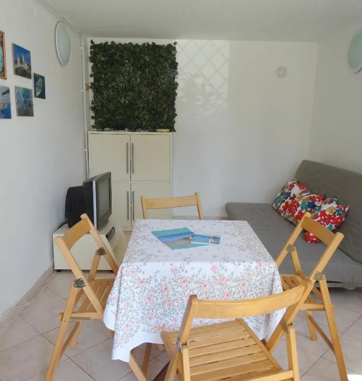 Apartman Crikvenica 30048 - Jasna