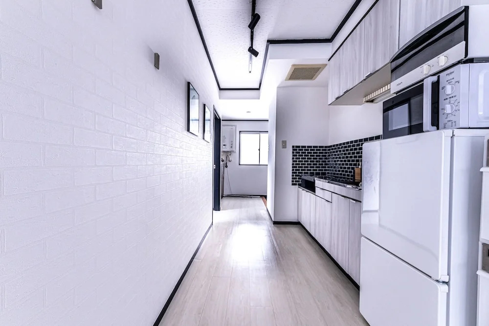B1. PERFECT PLACE with LUX FLAT #SHINJUKU
