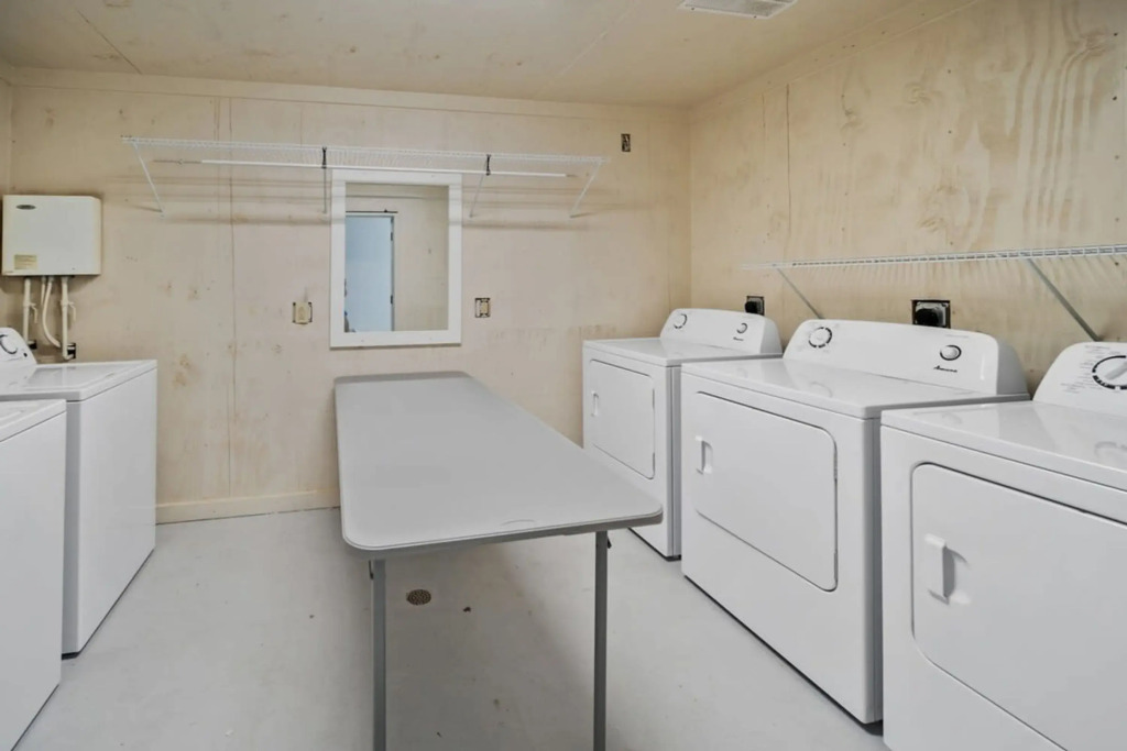 Beautiful PCB Condo w/ Pvt Balcony & Shared Pool