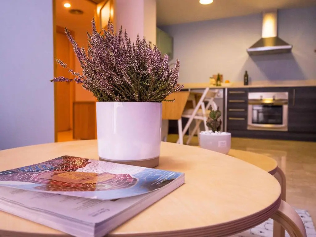 Two bedroom stylish studio, 5 minutes walk from the beach