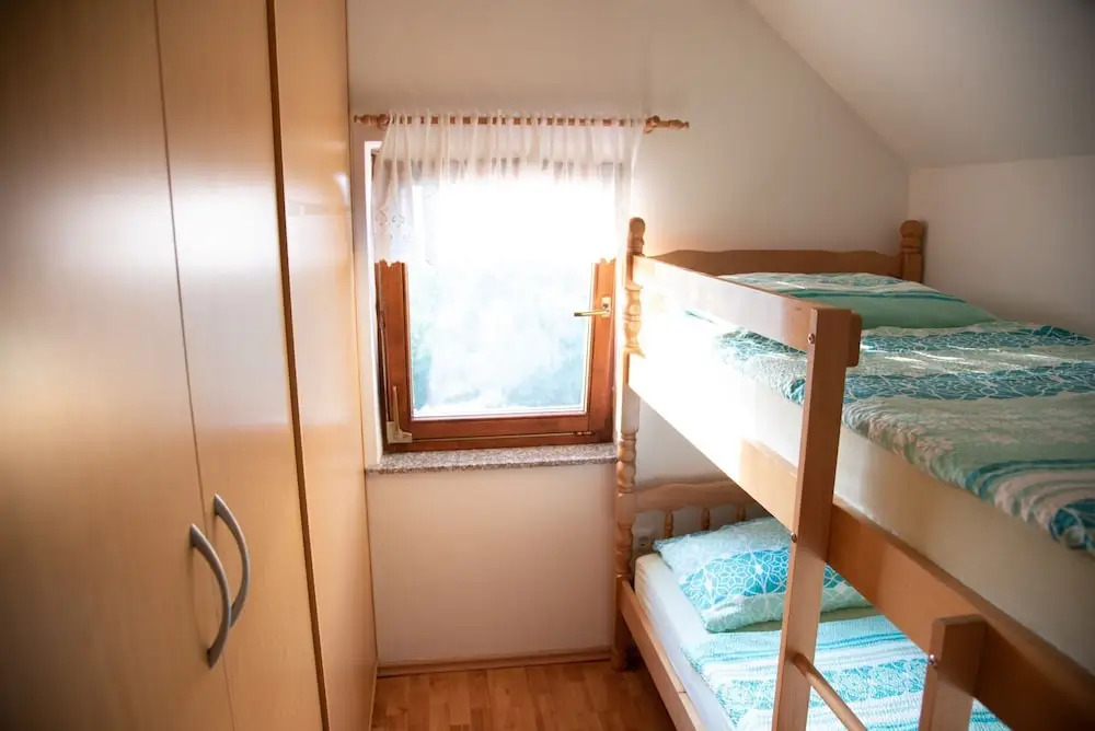 Vineyard Cottage Brodaric
