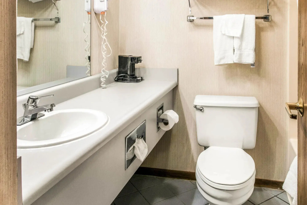 Rodeway Inn Grandville - Grand Rapids