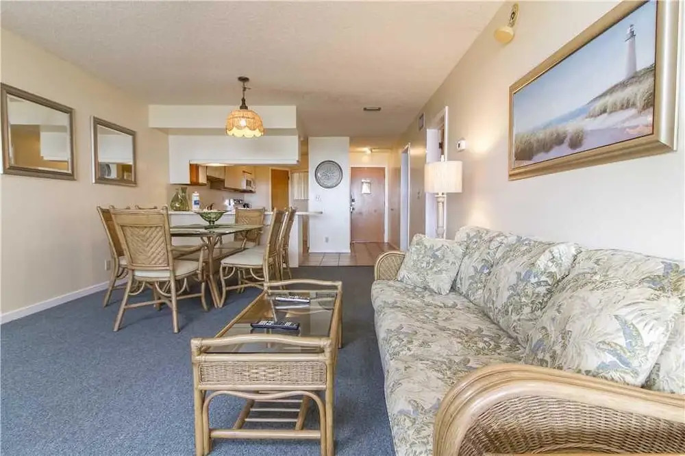 Hibiscus 203A - Two Bedroom Condo