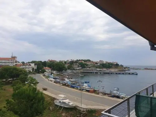 Neven Apartments