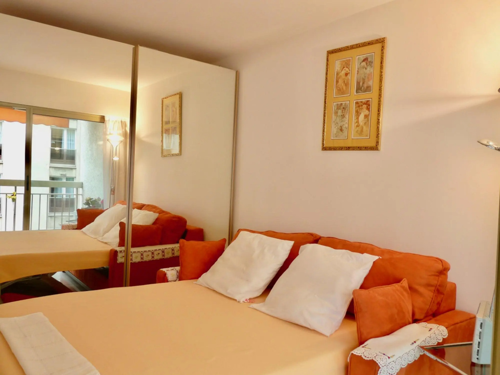 One Bedroom Apartment in the Center of Cannes Next to the Carlton a few Meters From the Croisette - 367