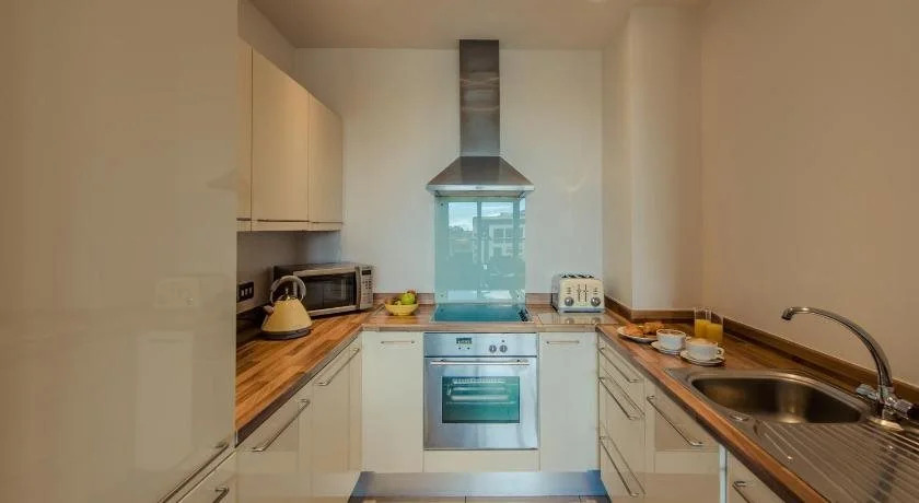 PREMIER SUITES Dublin, Sandyford