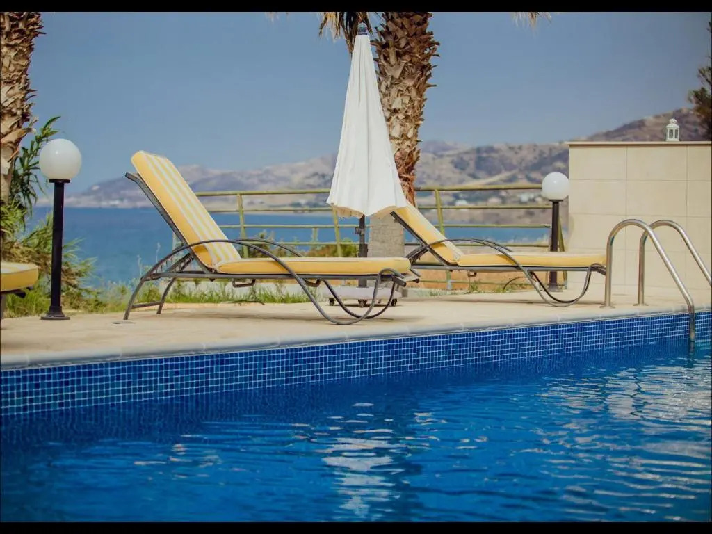 Kallinousa Beach Villa