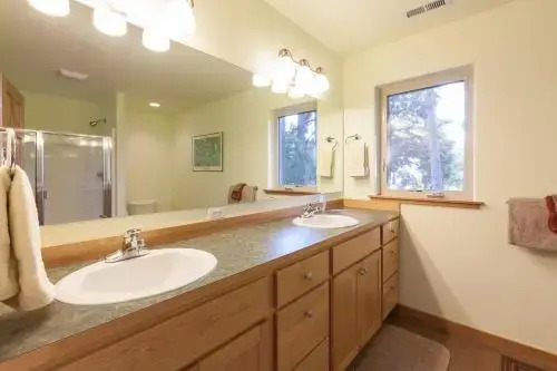 Salmon-River Vw-AC-3BR/2.5 BA