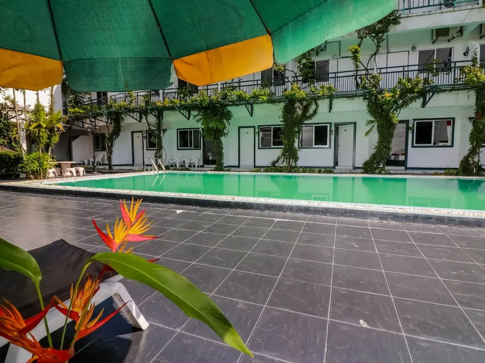 Nida Rooms Naga 73 Phuket Fantasea