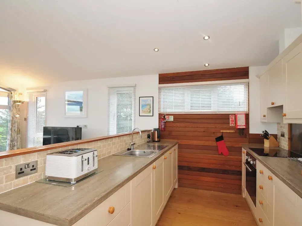 11 Horizon View