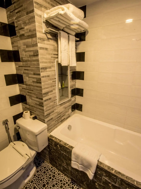 Hotel Heaven Yangon