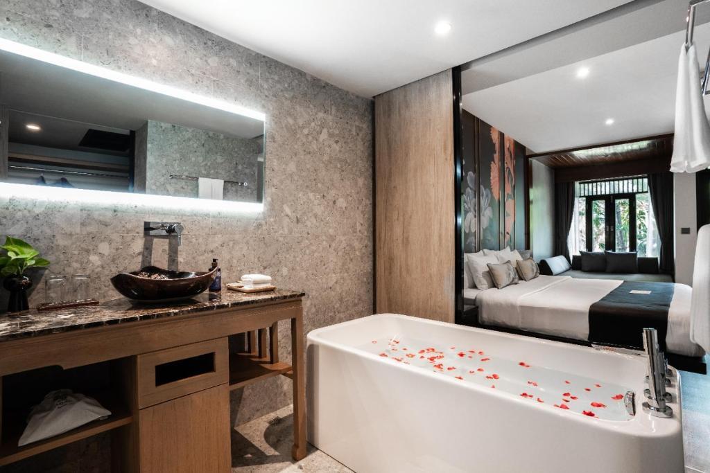 La Flora Khao Lak 