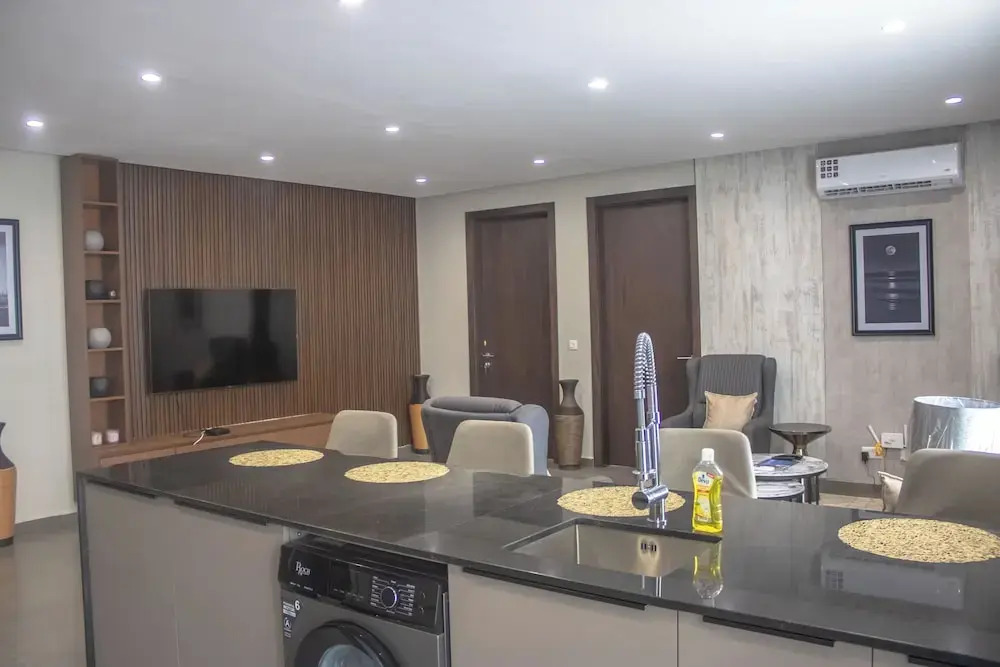 Bravia Residence by RoyalRest