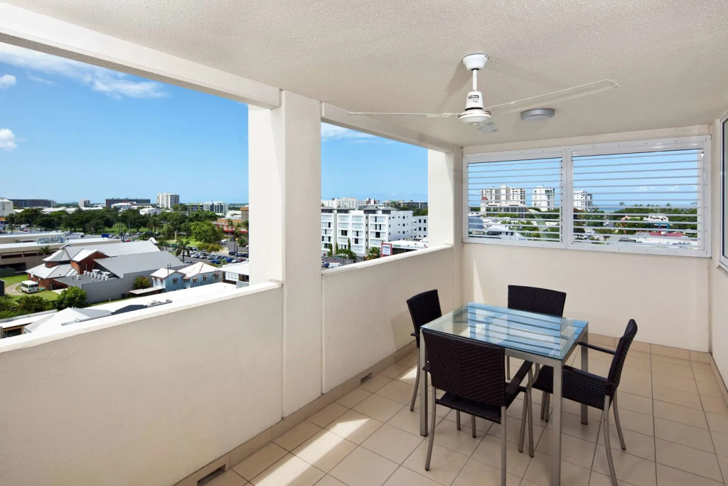 Cairns Central Plaza Apartment Hotel Official