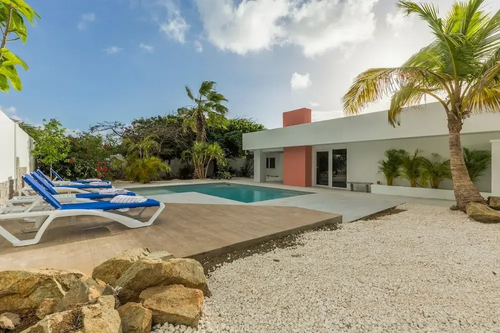Boca Catalina 2bd 2bt Apt 1