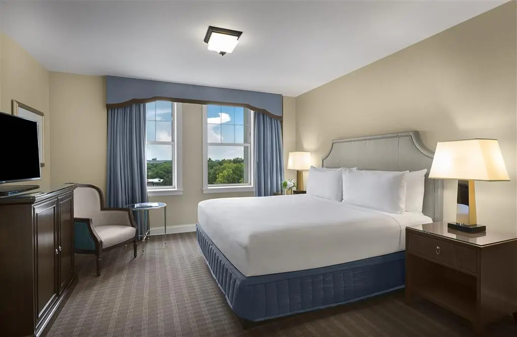 The Royal Sonesta Chase Park Plaza St Louis