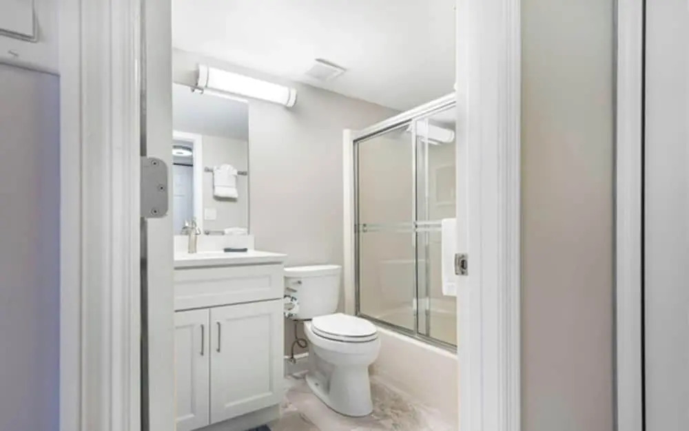 3rd-floor Corner Unit w Gulf Views Heated Pool
