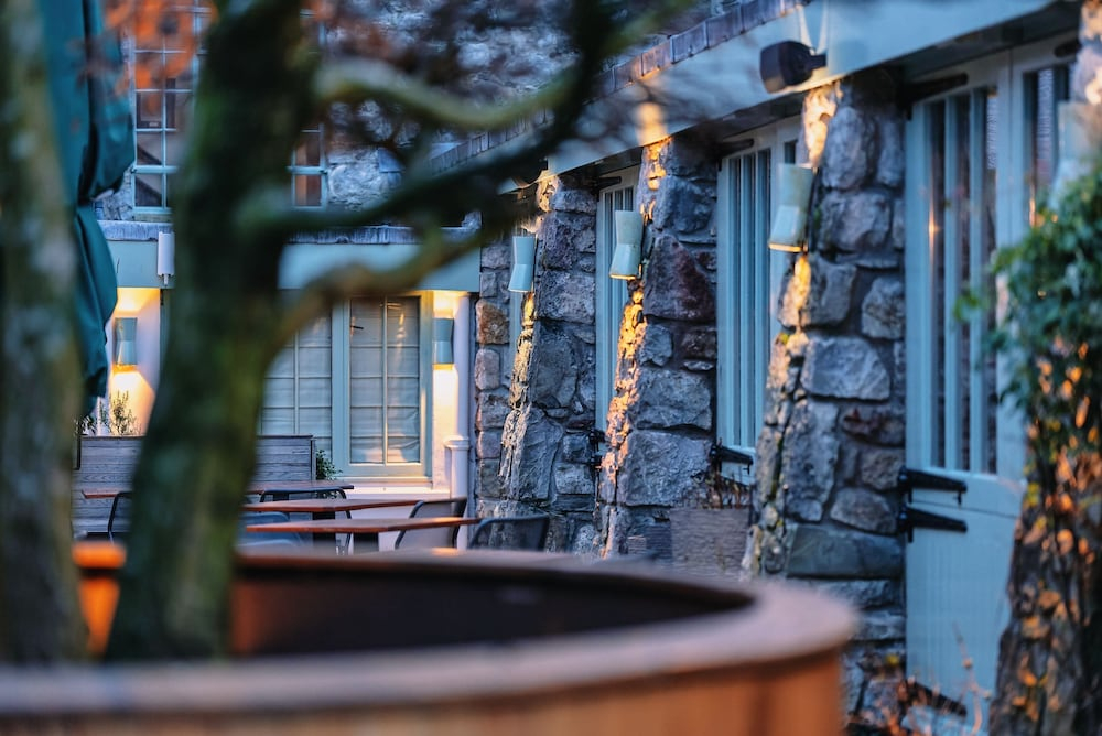 The Bull and Townhouse, Beaumaris- The Inn Collection Group