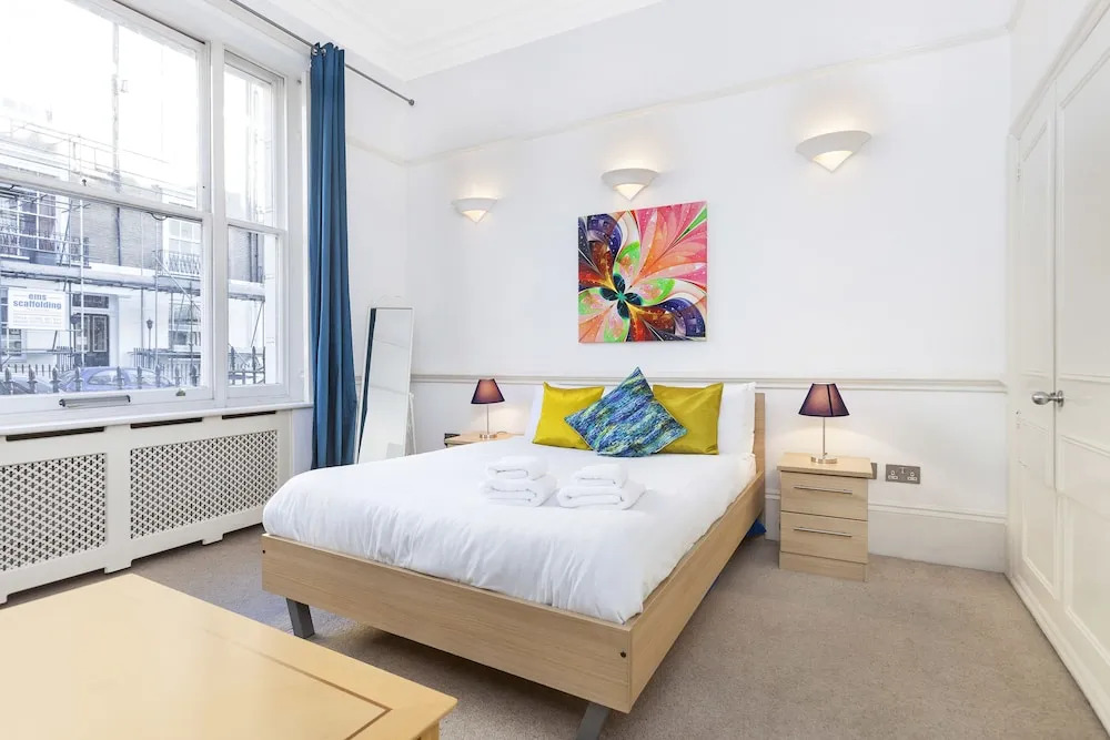 Club Living - Hyde Park & Paddington Apartments
