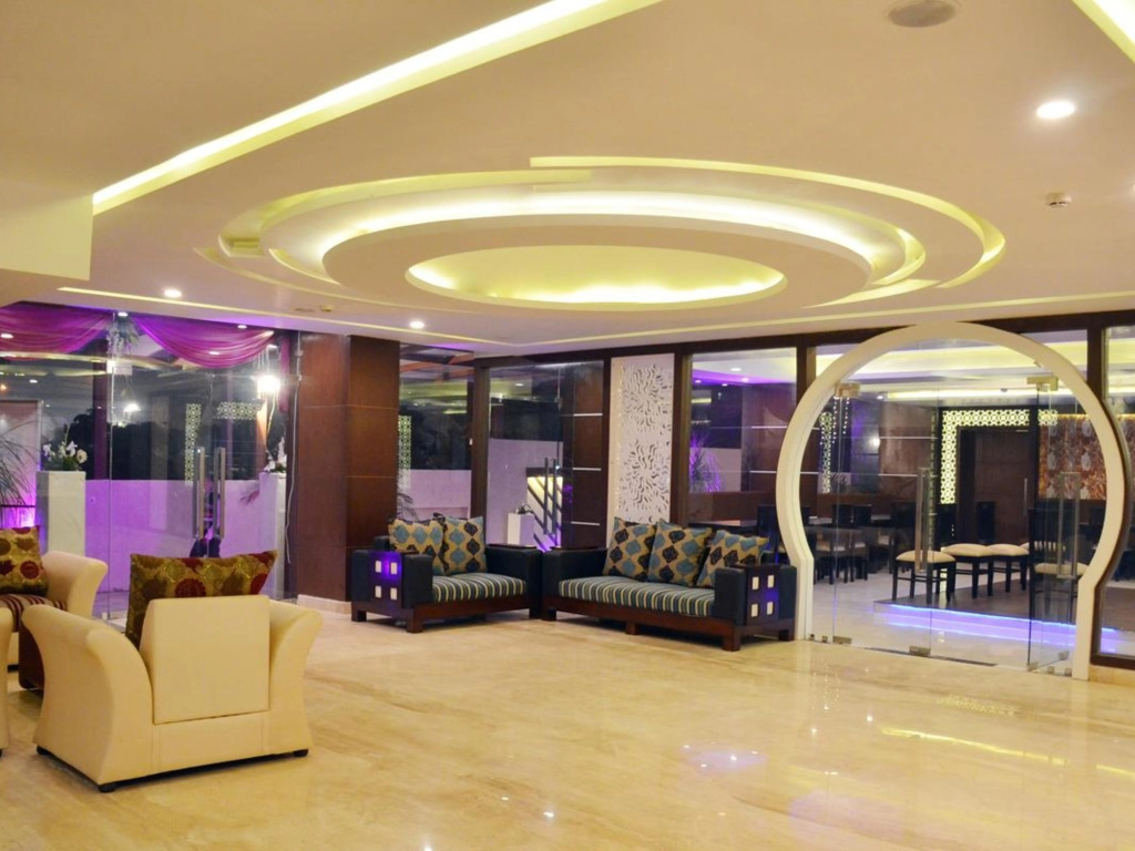 Hotel Casaya Inn