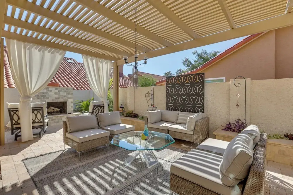 Luxe Home w Pool Access & Patios in Scottsdale