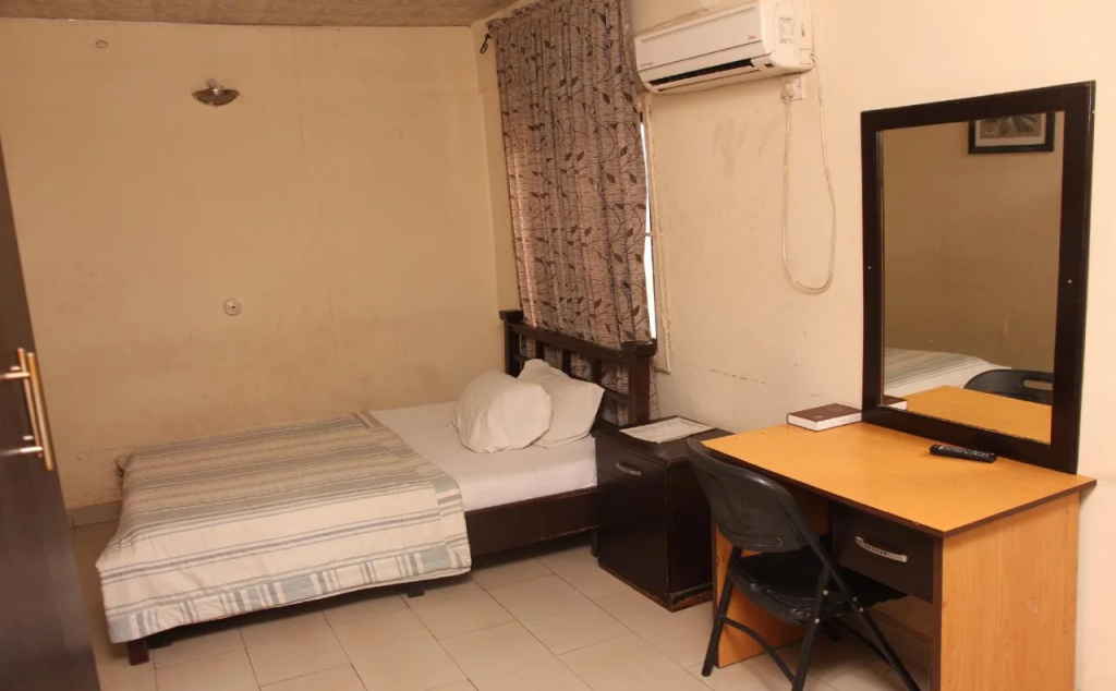 Sapphire Guest House
