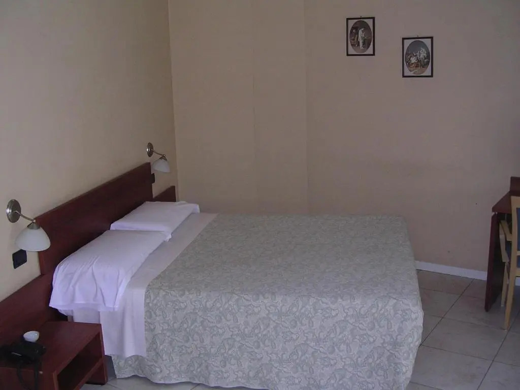 CerrutiHotel
