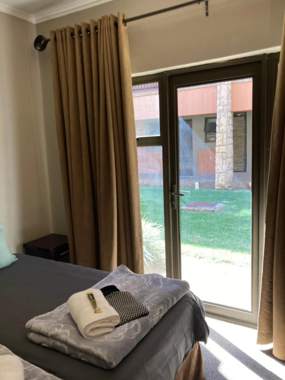 Unit 14 A-Block Bains Game Lodge