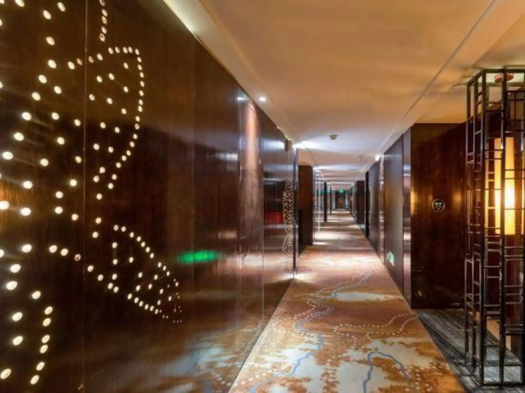 Tianhai Themed Select Hotel