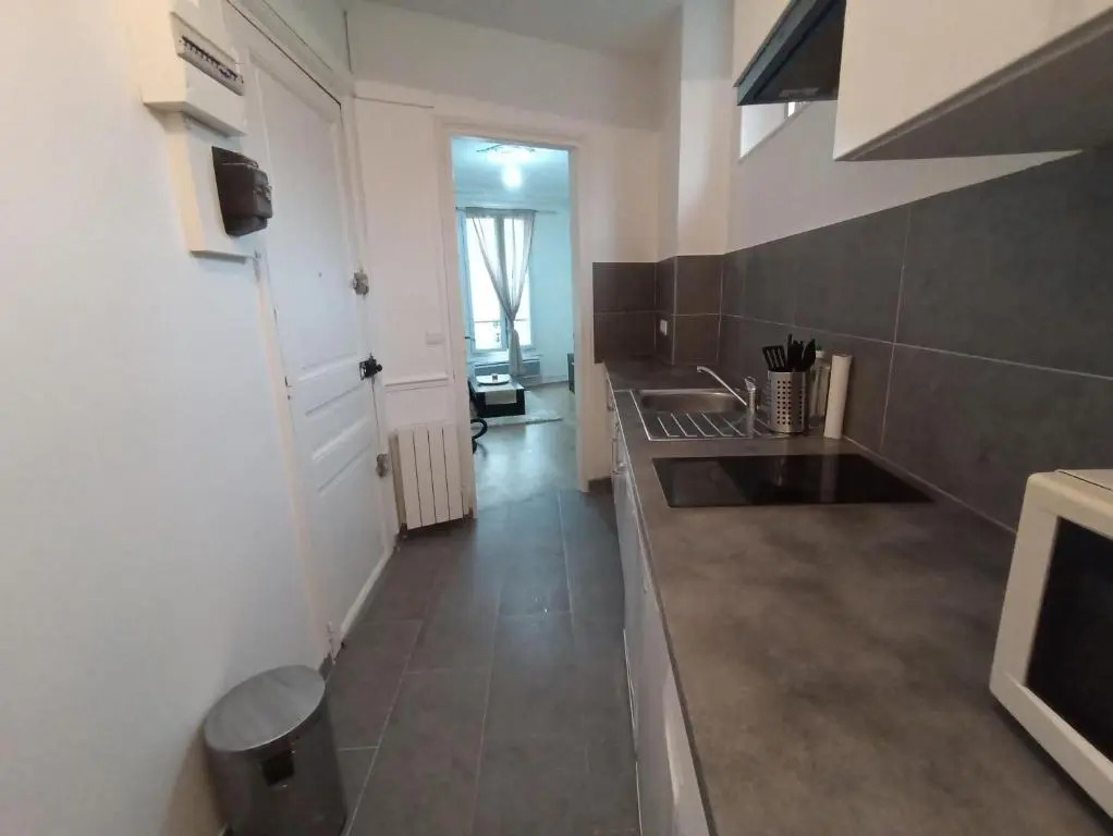 Beautiful appartement, 20 min to Champs-Elysées