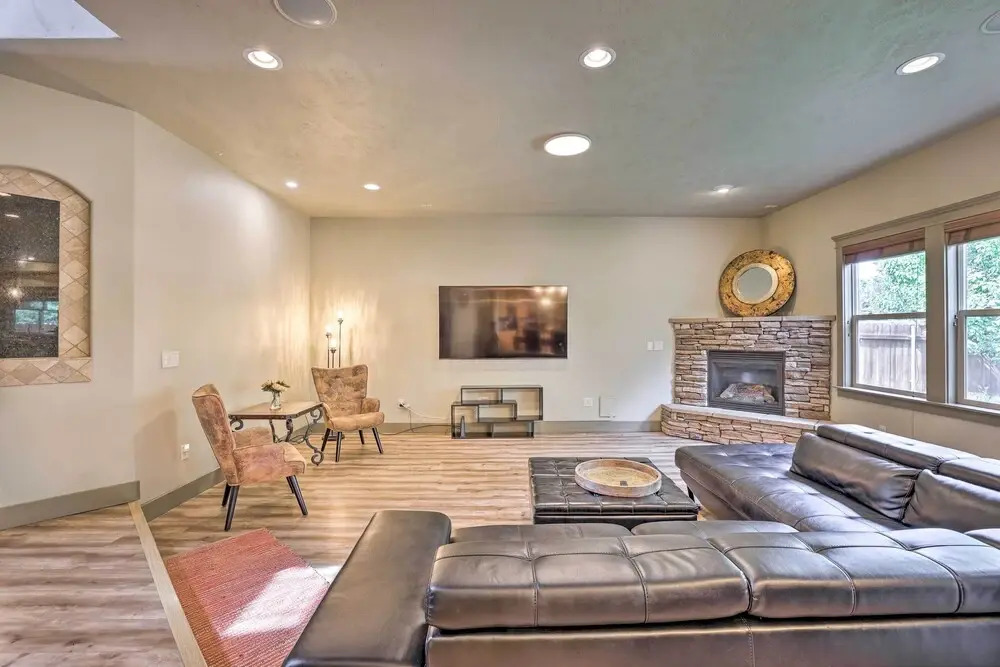 8 Mi to BSU & Dtwn: Family-friendly Boise Home