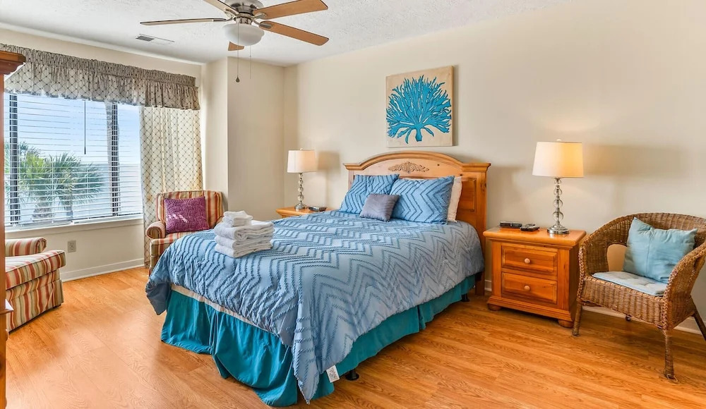 643 New Haven - Three Bedroom Villa