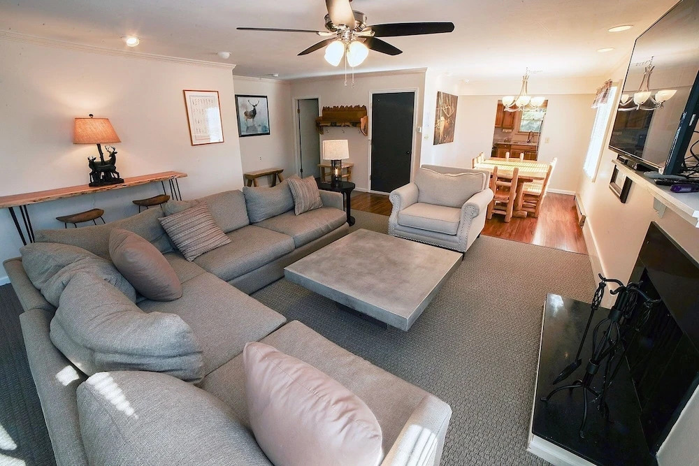 Fawn Valley Inn: 276 2 Bedroom Condo
