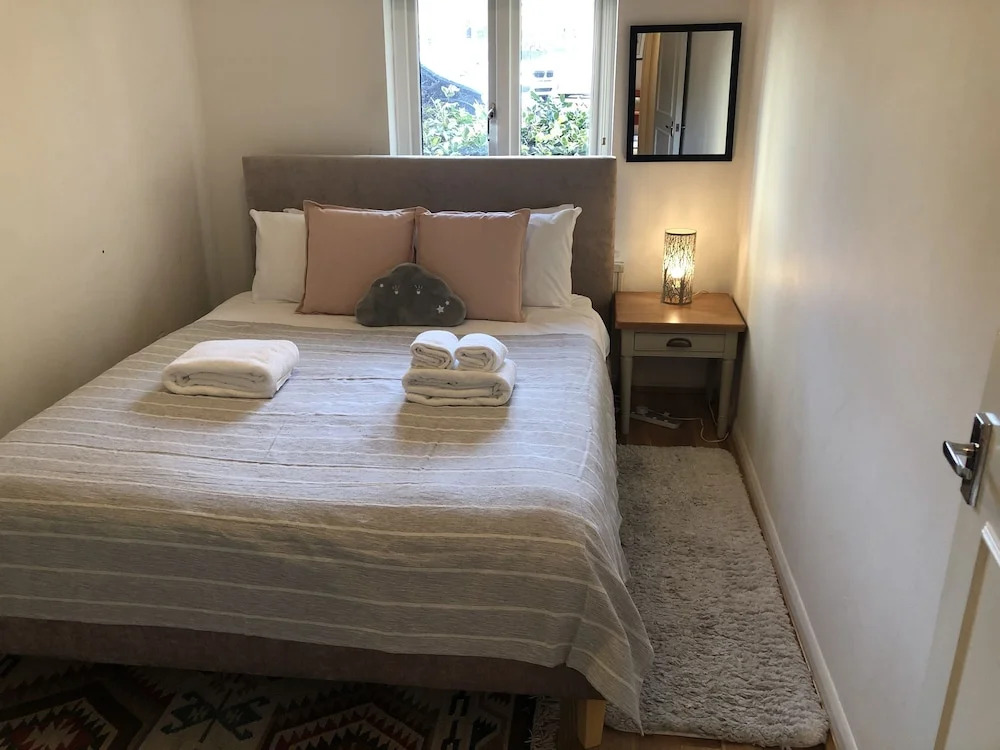 Myshortstay - Maida Vale private terrace