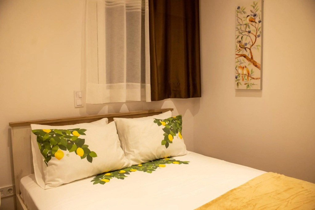 Lemon Garden Stylish private apartment