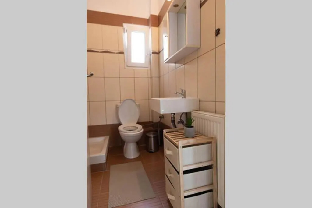 Port View House-Comfy Family Apartment-Panoramic View