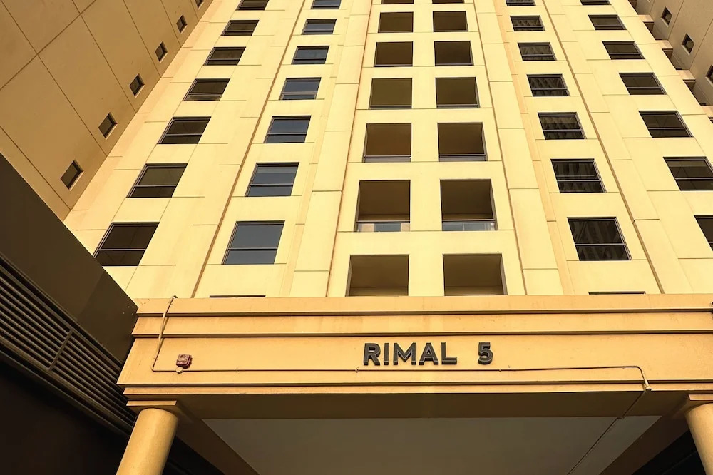 Alphatel Beach Hostel JBR