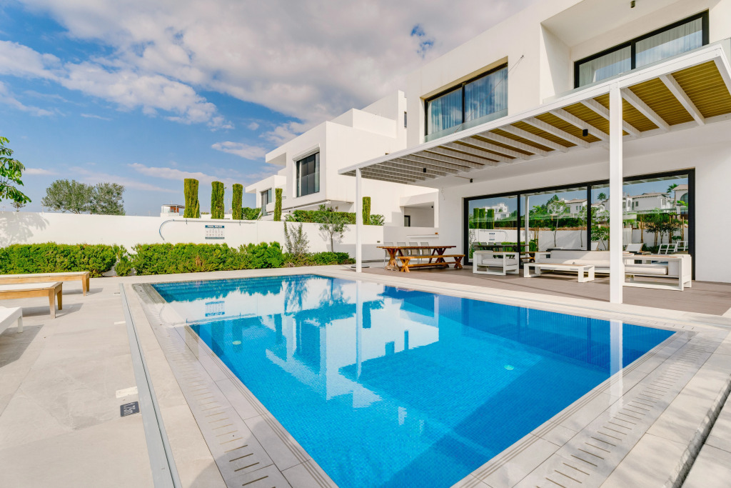 Periyiali Konnos Villas Beach Resort