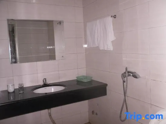 Wuhan Hotel Sanmen County