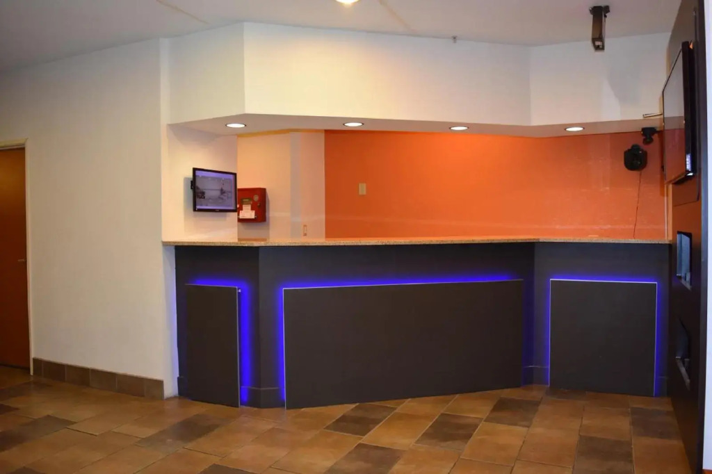 Motel 6-Anderson, IN