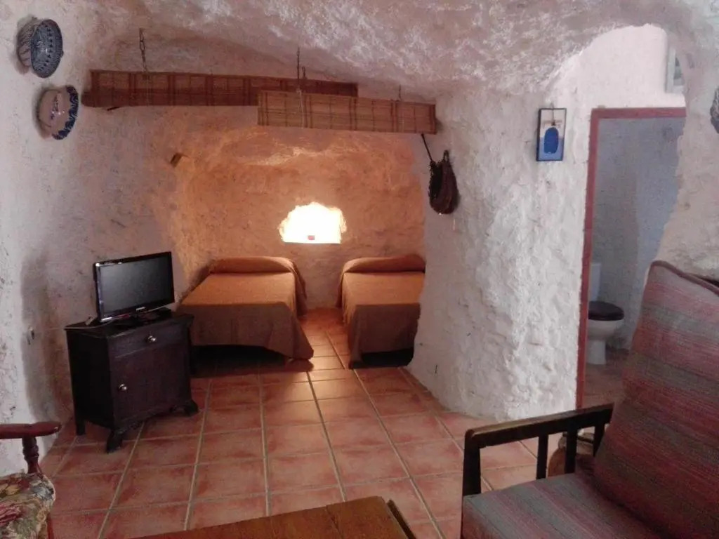 Cueva El Parral