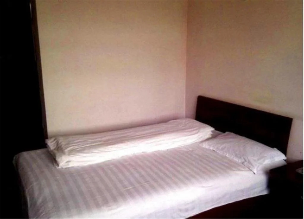 Zhalantun Jianxin Business Hotel