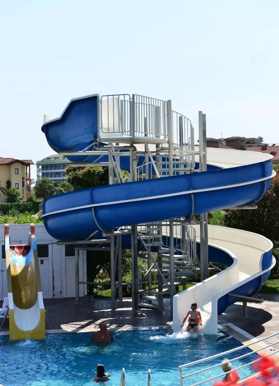 Side Royal Paradise