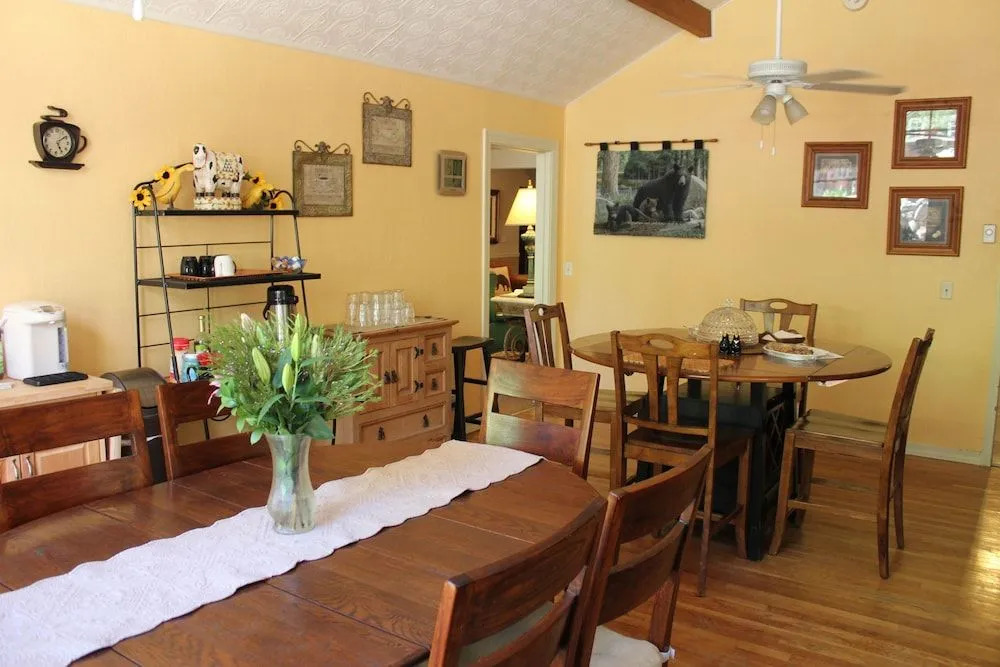 Black Bear Manor