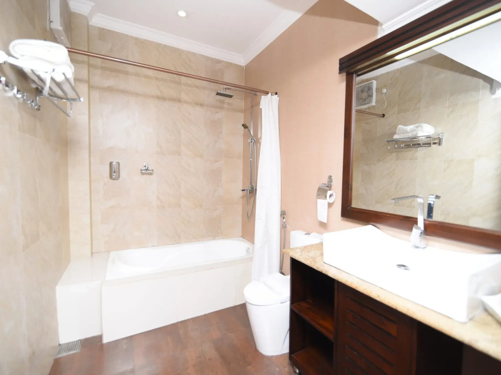 Galaxy City Hotel