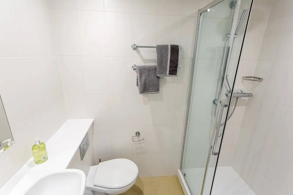Brand new studio apartment in central Oldham