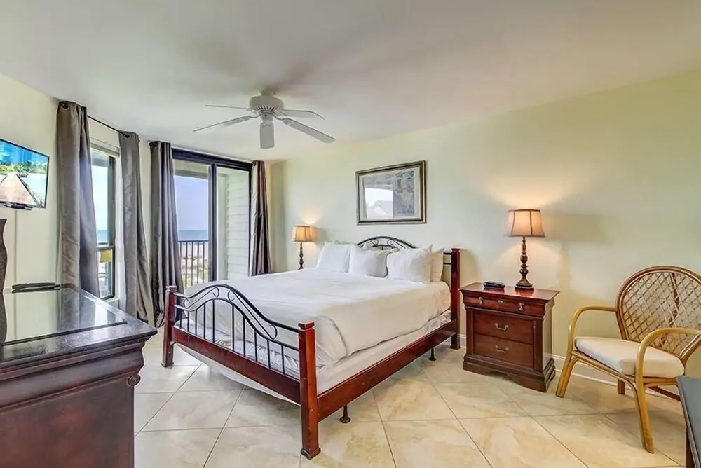 Summerhouse 305 by Wild Dunes, Oceanfront
