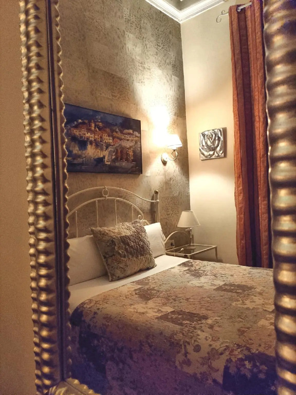 Hostal Orleans