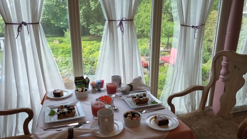 Garden and Sea Inn