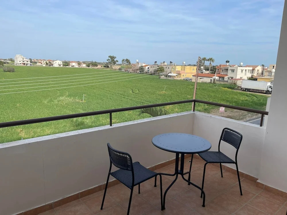 Stunning 1-bed Apartment in Larnaca Near the sea
